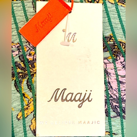 NWT Maaji Heaven Green Print Crop Top - Sz M - Picture 8 of 10